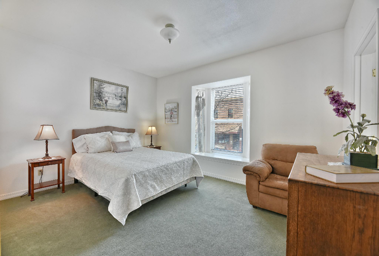 Others 3, 232 4th Street, Jackson