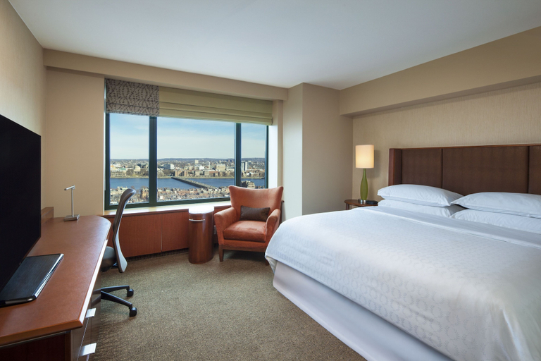 Bedroom 3, Sheraton Boston, a Marriott Hotel, Suffolk
