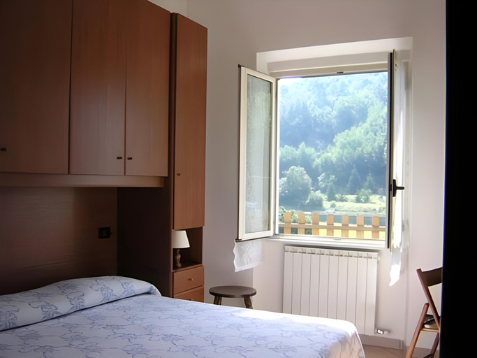 Bedroom 12