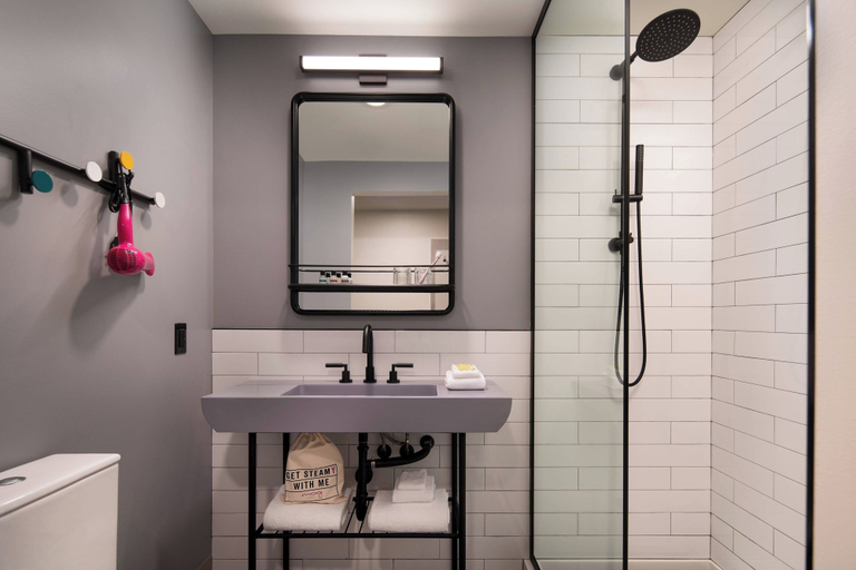 Bathroom 4, Moxy Portland Downtown, Multnomah