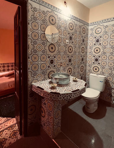 Bathroom, NALU guest house, Safi