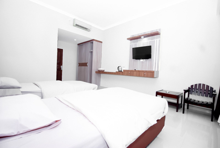 Bedroom 3, Caredek Hotel, Solok