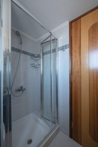Bathroom 5, Cyrenia Guesthouse, Peloponnese