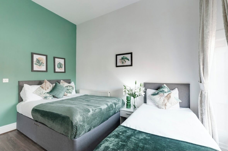 Bedroom 3, Elysium Liverpool, Sefton