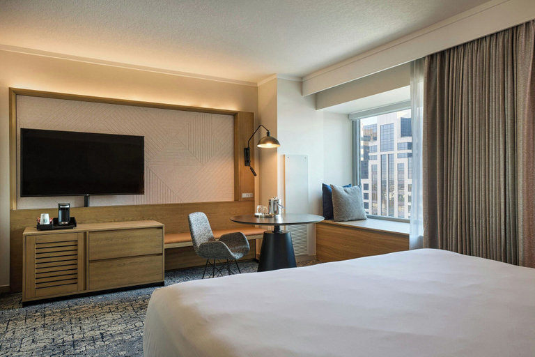 Bedroom 3, Sheraton Grand Sacramento Hotel, Sacramento