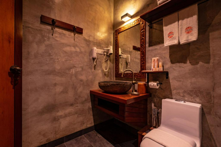 Bathroom 4, Ipoh Bali Hotel, Kinta