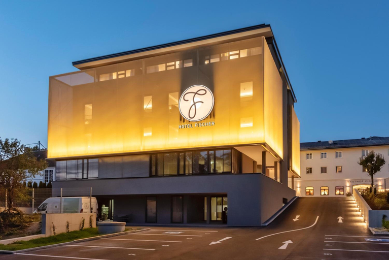 Exterior & Views 1, Hotel Gasthof Fischer, Wels Land