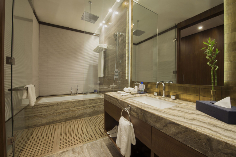 Bathroom 4