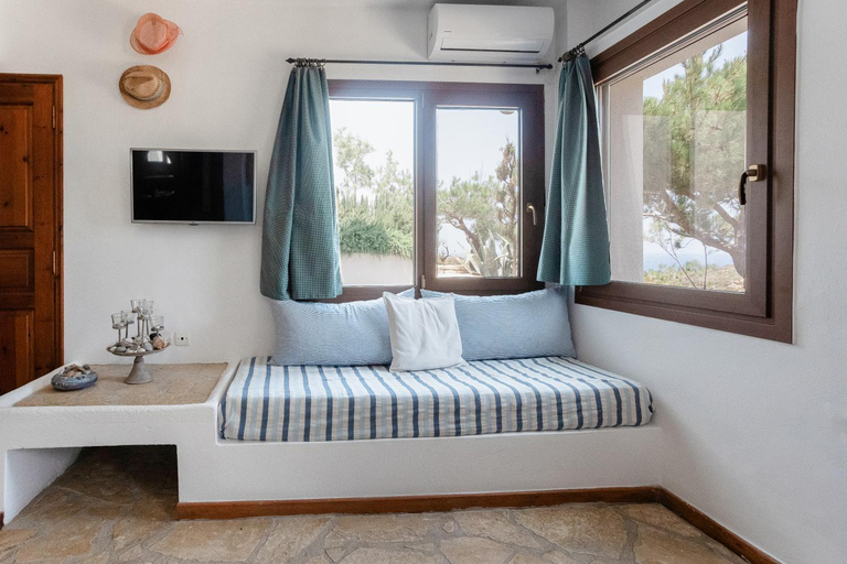 Bedroom 3, Iliatoras, Crete