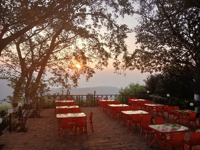 Food & Drinks 4, The Byke Laxmi Resort, Raigarh