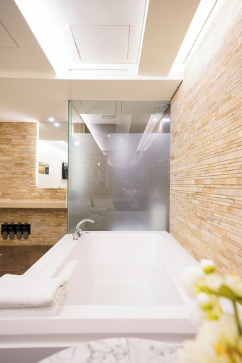 Bathroom 5