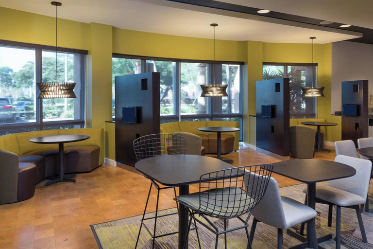 Food & Drinks 5, Courtyard by Marriott Miami West/ FL Turnpike, Miami-Dade