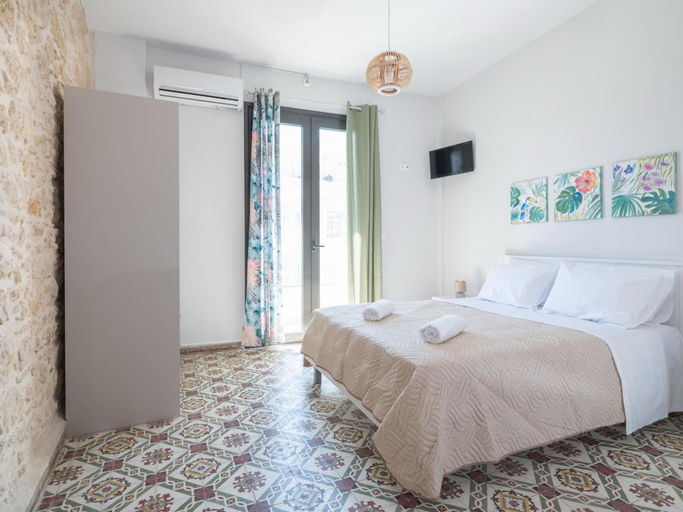 Bedroom 2, Heraklion s Heart Apartment, Crete