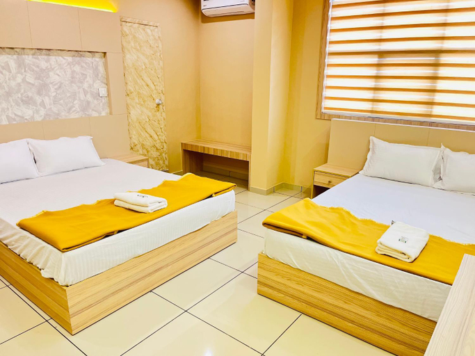 Bedroom 5, Famstay and healthclub, Kannur