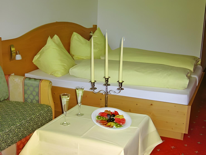 Bedroom 12