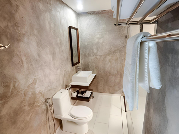 Bathroom 5