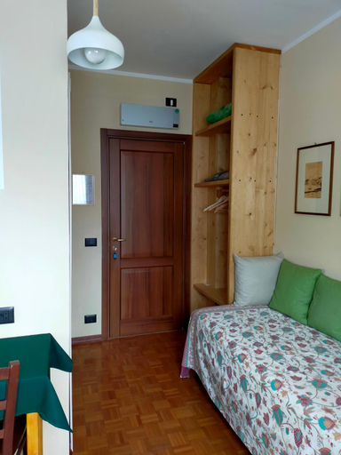 Bedroom, La Via del Sole, Torino