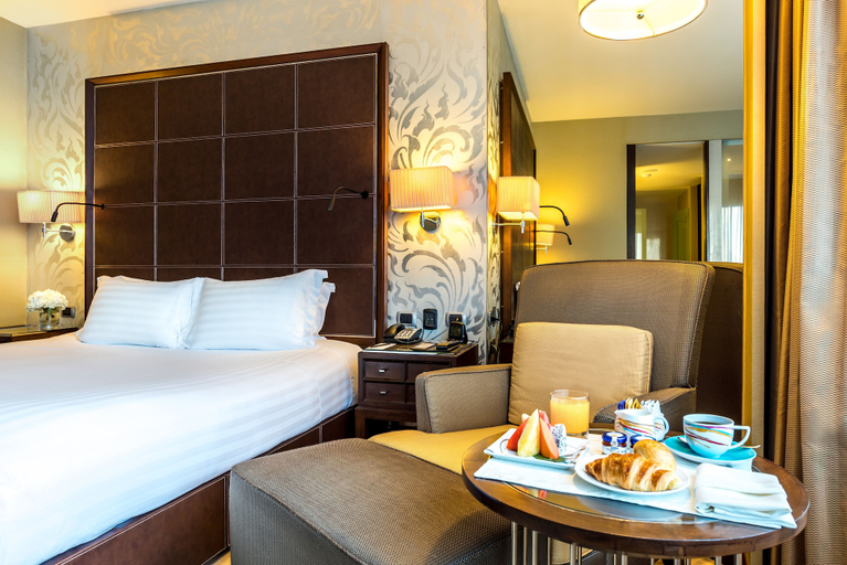 Bedroom 3, Hilton Bangkok Grande Asoke, Wattana