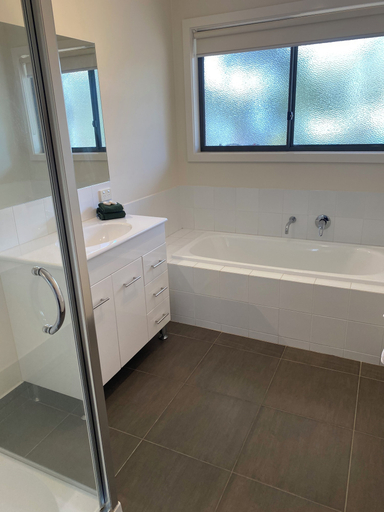 Bathroom 4, Mansfield Country Resort, Mansfield