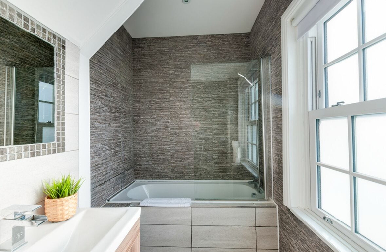 Bathroom 4, Elysium Liverpool, Sefton