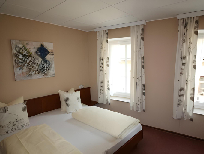 Bedroom 9