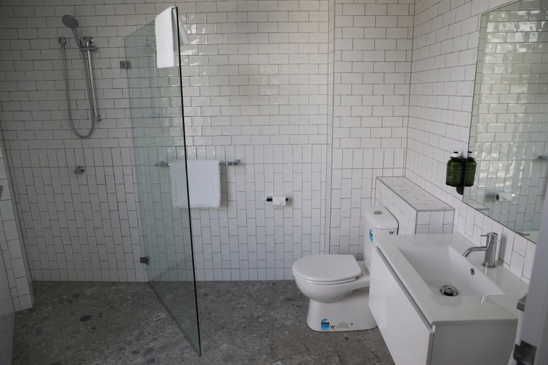 Bedroom 2, Mortdale Hotel, Hurstville