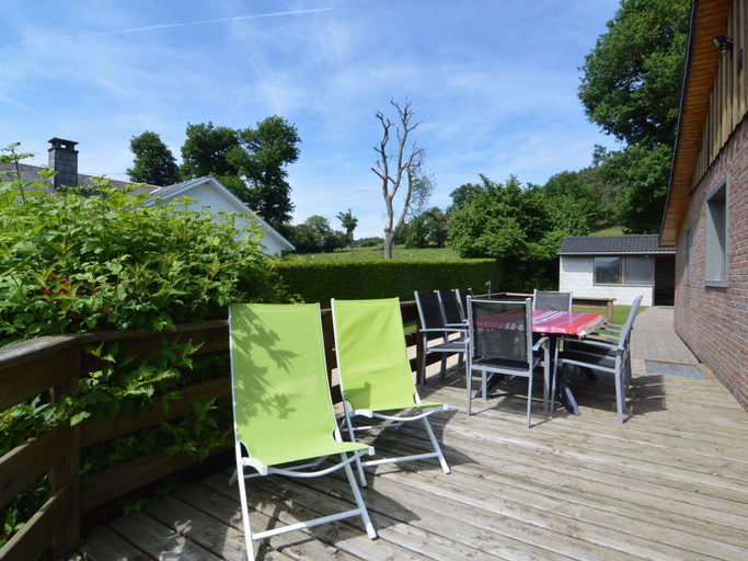Others 5, Retreat in Malmedy Hills, Liège