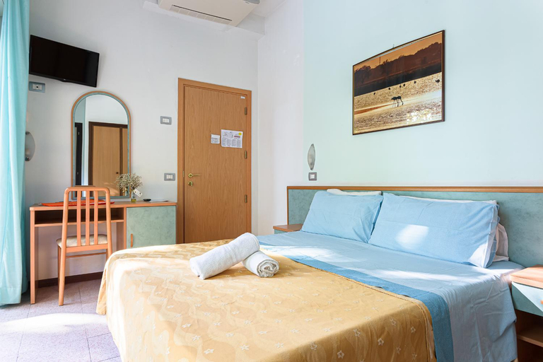 Bedroom 14