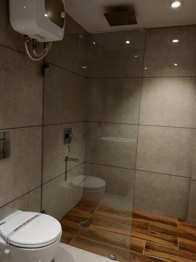 Bathroom 4, Hotel Star Inn, Ganganagar