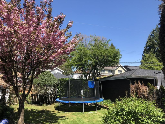 Exterior & Views, The Sunshine House, Greater Vancouver