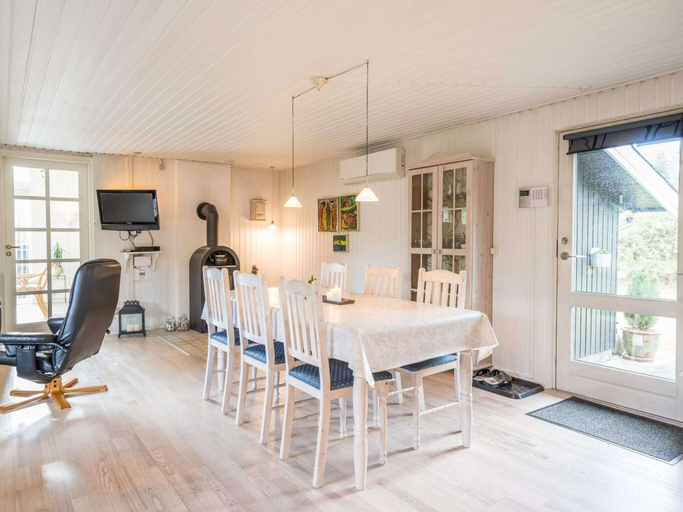 Others 5, Holiday Home in Nørre Nebel, Varde
