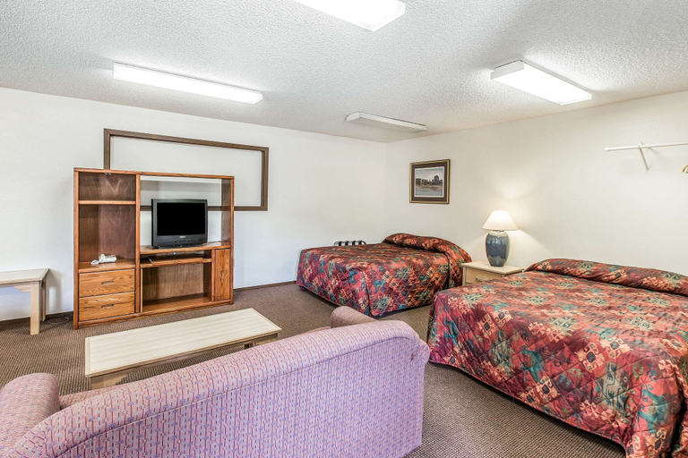 Bedroom 3, Rodeway Inn Rifle, Garfield