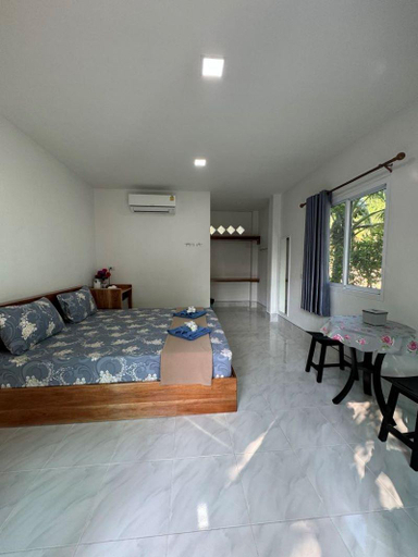 Dining Room 5