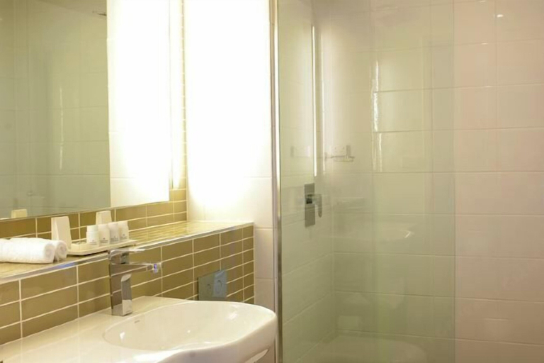 Bathroom 17