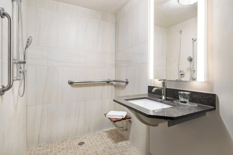 Bathroom 4, Candlewood Suites BOISE - TOWNE SQUARE, Ada