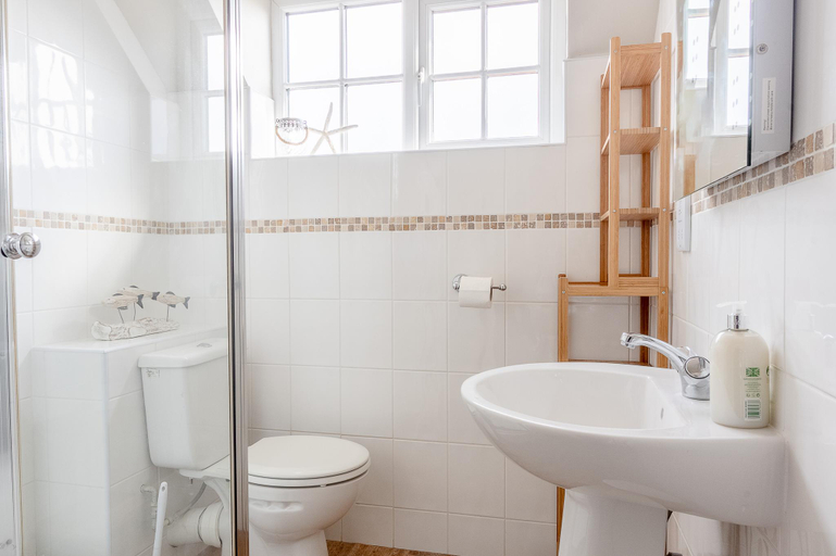 Bathroom 3, Paradise Cottage, North Yorkshire