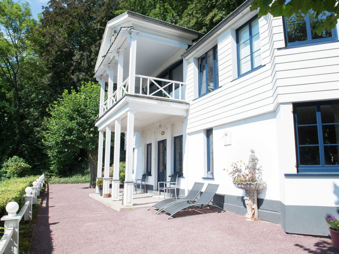 Exterior & Views 1, Alluring Holiday Home in Malmedy With Sauna, Liège
