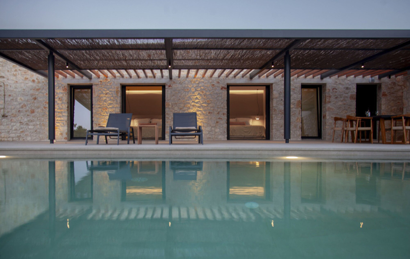 Room 2, Theros Estate 3- 3 BED, West Greece