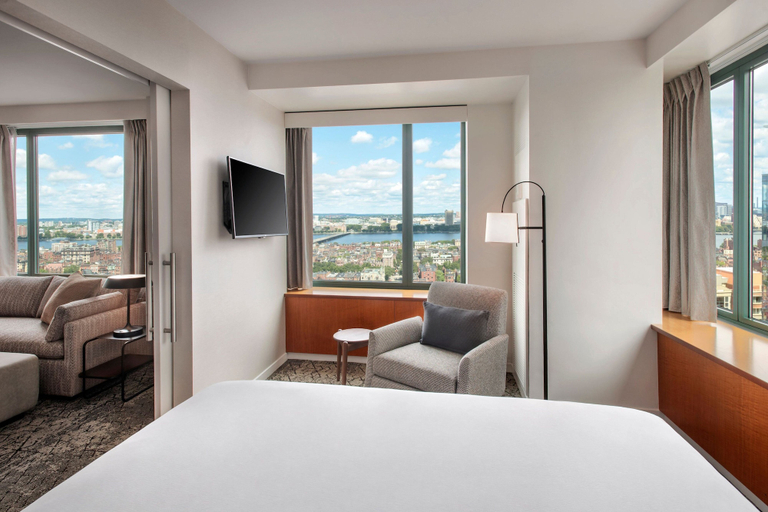 Bedroom 24