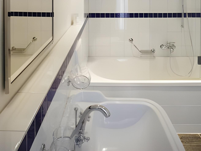 Bathroom 5