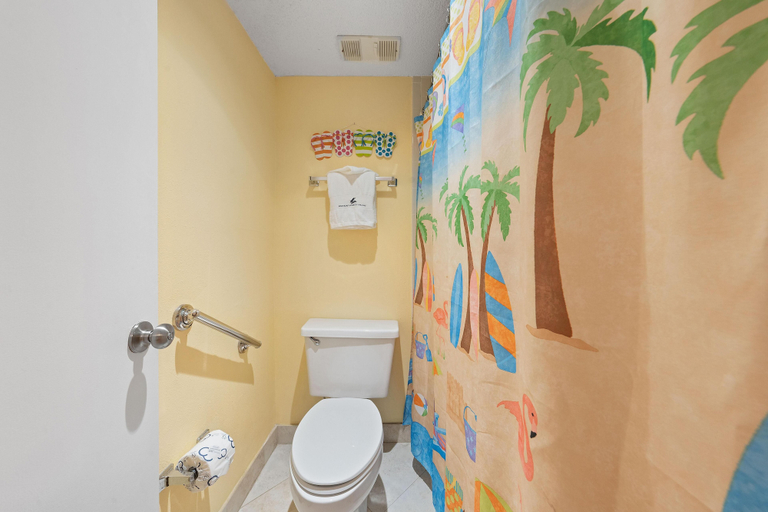 Bathroom 4, Perdido Sun 706, Escambia