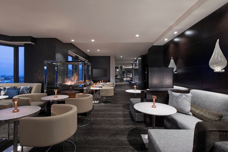 Restaurant 12