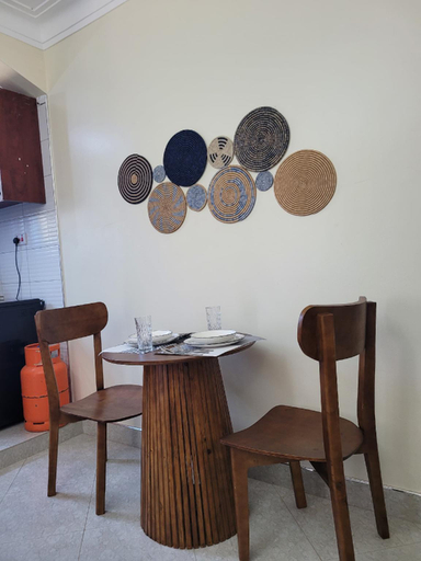 Others 2, Modern and Homely Apartment, Kampala