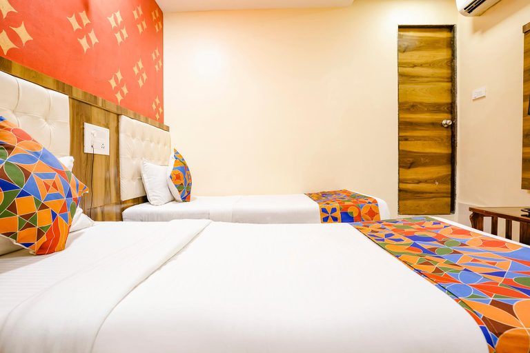 Bedroom 3, Via Sarah Gold, Mumbai Suburban