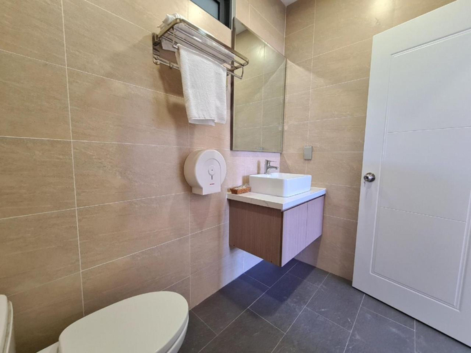 Bathroom 3, Jang Hotel, Phú Quốc