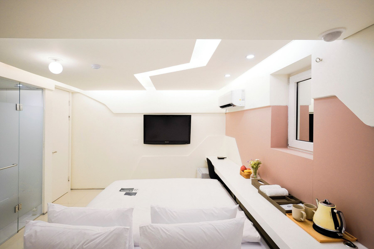 Bedroom 10