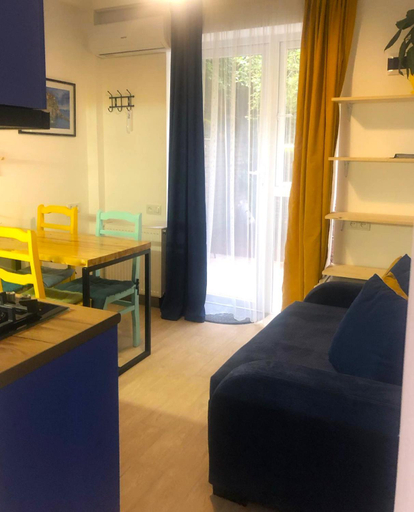 Others 2, Style Apartment with Courtyard, Tbilisi
