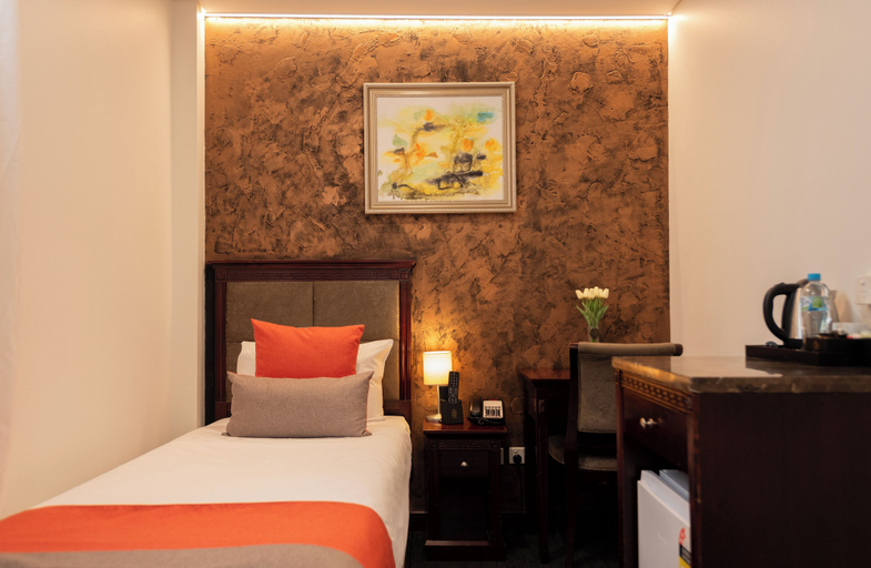 Bedroom 13