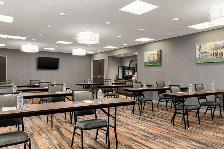 Food & Drinks 5, Homewood Suites by Hilton Charlottesville, VA, Charlottesville
