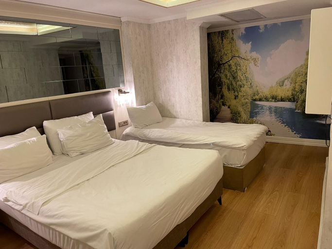 Bedroom 3, Grand Naki Hotel, Fatih
